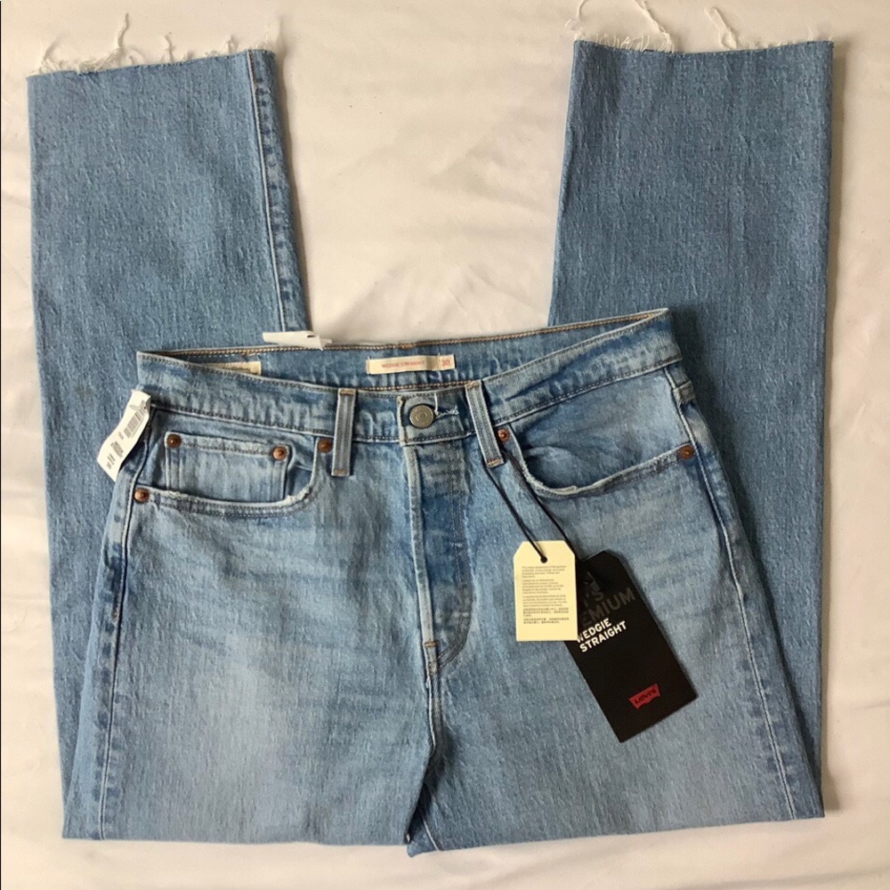 levis wedgie straight high rise blue jeans 30 x 26 - Picture 2 of 4